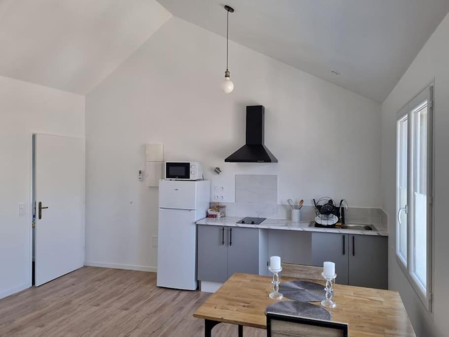 Grand Appartement, Lumineux Miniac-Morvan Buitenkant foto